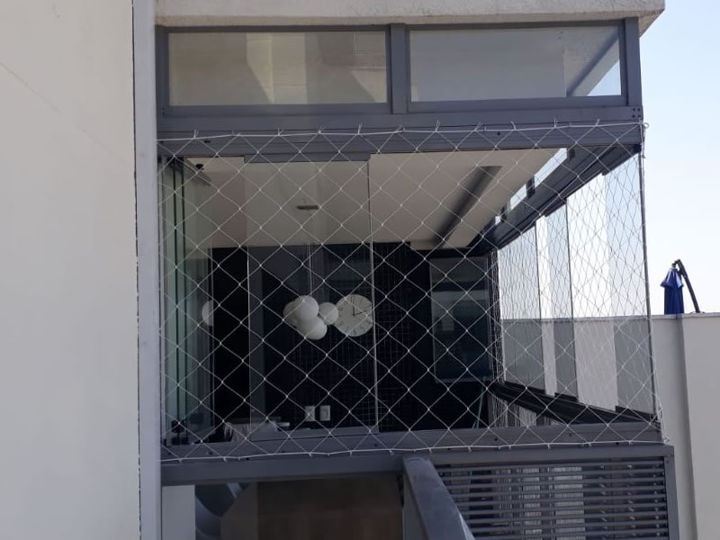 Instalação de rede de segurança em Sapopemba, São Paulo